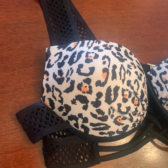 NEW!! Leopard print with Mesh detail Bikini Set Sz M - Picture 3 of 8